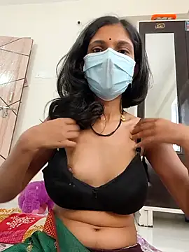 [20 Apr 15:48] Private Show - Shivani2002主播的视频