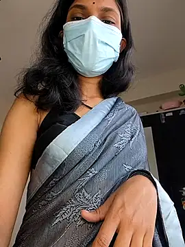 [18 May 08:39] Private Show - Shivani2002主播的视频