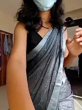 [18 May 09:33] Private Show - Shivani2002主播的视频