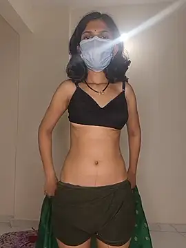 [13 Jul 23:18] Private Show - Shivani2002主播的视频