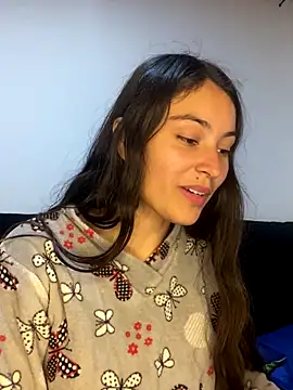 my hairy body/ mi cuerpo peludo - hotwife26 adlı kamera modelinin videosu