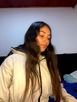 strip tease and squirt - hotwife26 adlı kamera modelinin videosu