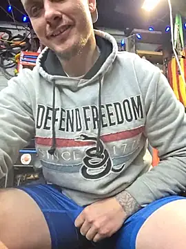 Stroking fat cock - video by twistafatpipe cam model
