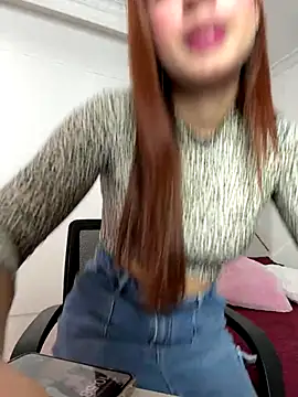 AHEGADO - video oleh olivia_jass kamera model