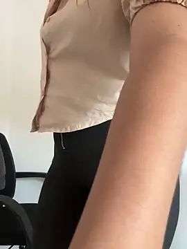 sexy striptease mas twerk pecado panty - video oleh olivia_jass kamera model