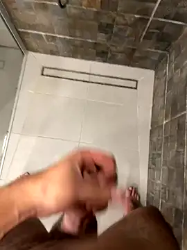 [22 Aug 17:15] Public Show - video by MrZli cam model