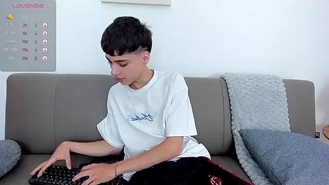 fucking my tight and virgin ass with 1 and then 2 finegrs so wet and hot
