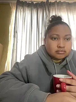 [7 Aug 08:01] Public Show - vidéo du modèle de showcams AngelAmberes