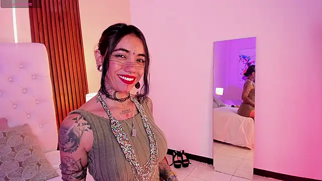 Sensual moves 🥵 - video by ViolettaAlemida cam model