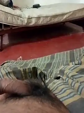 [29 Aug 04:26] Public Show - video by Suranga-55 cam model