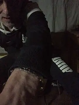 [17 Feb 02:56] Public Show - відео від вебкаммоделі pepis117