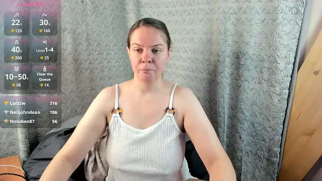 [28 Nov 15:43] Private Show - video by MiaLores cam model