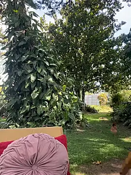 Squirt in my garden 🙈