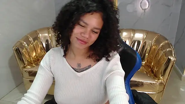 🍑 - video by Canela_s1 cam model