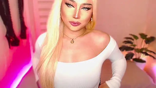 Private Show - video by MissGreta_Hunterx cam model