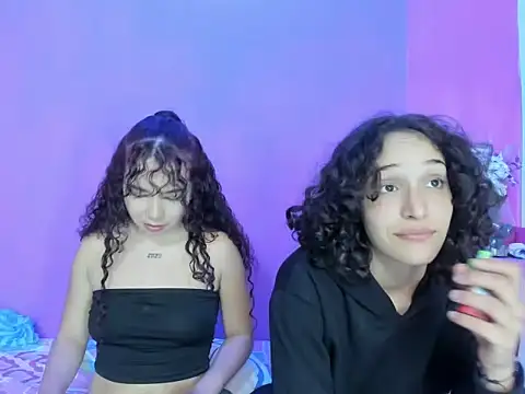 suck pussy and hot😈🔥✨ - video by TeensNews18 cam model