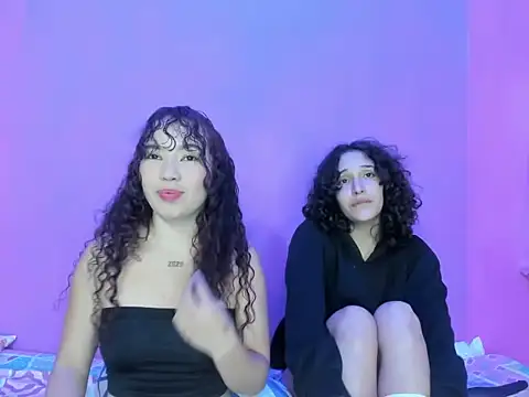 3 finger in pussy and fuck pussy very hot 😈🔥✨ - video by TeensNews18 cam model