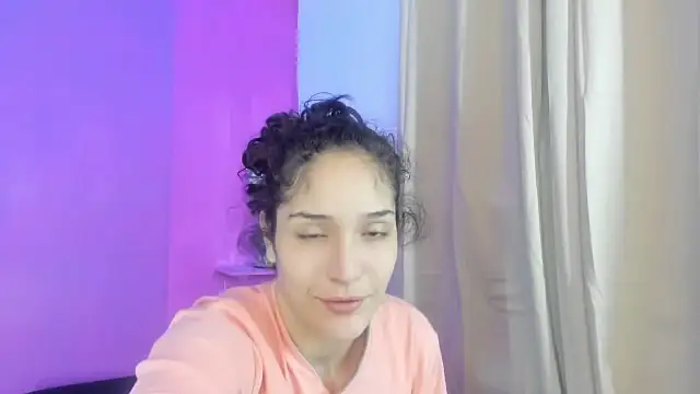 sexy girls - video by TeensNews18 cam model