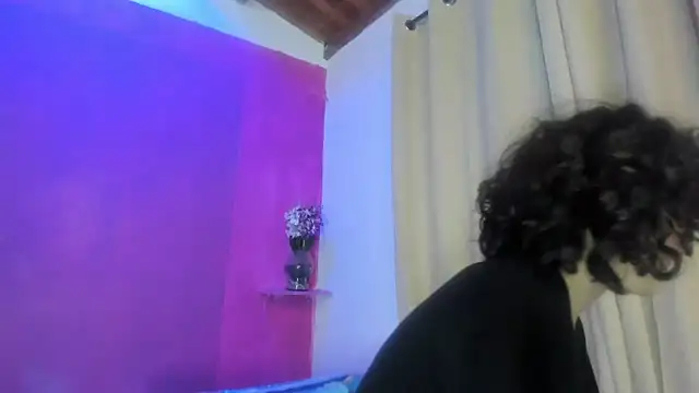 fuck to pussy - video by TeensNews18 cam model