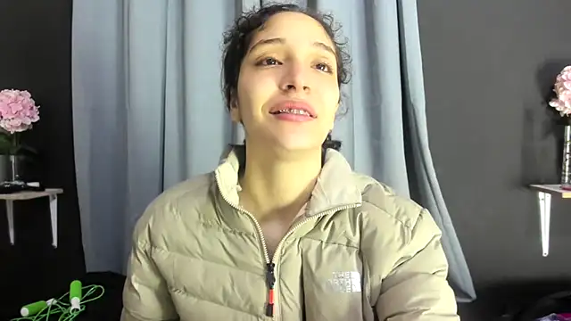 mmm - video av TeensNews18 cam model