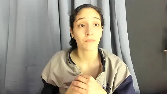 mm - video av TeensNews18 cam model