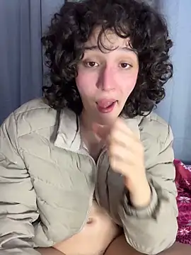 [5 Mar 20:56] Private Show - video av TeensNews18 cam model