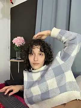 [3 Apr 18:29] Private Show - video av TeensNews18 cam model