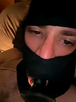 [29 Aug 23:12] Public Show - video by Alphamuscle001 cam model