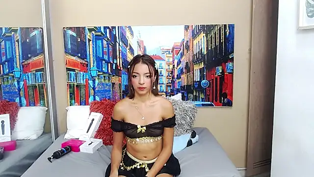 Naked time and open legs 😈🔥 - video by EmilyJonns cam model