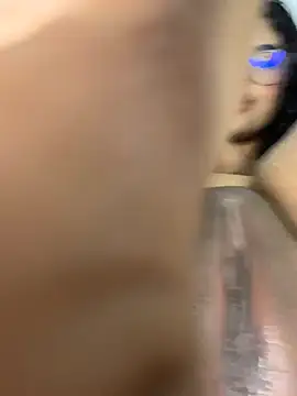 fuck me harder - video di CaroBeach modella di cam