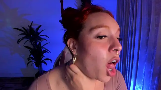 SLAPS OPEN THROAT AND TENDER DEEPTHROAT 🍆💦 - video by bri_von_dhara__ cam model