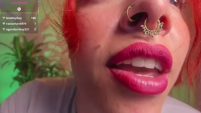 Messy bitch slut whatver ITS ME 😈 - video by bri_von_dhara__ cam model