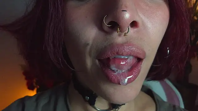 Iam  ur fucking bitch 😈🍬💕