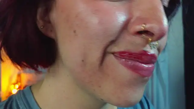 ur dick on my mouth and slapping my kitty 🍓🍓