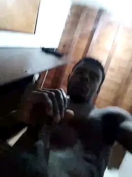 [28 Aug 19:31] Public Show - video by _yefez cam model