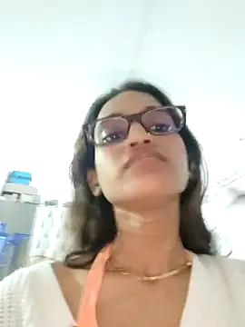 Full body tour [Private Call} - فيديو من baby_jannat موديل الكام