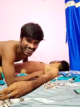 Big Cum shot – video modela na kameri BlackCobraOwner