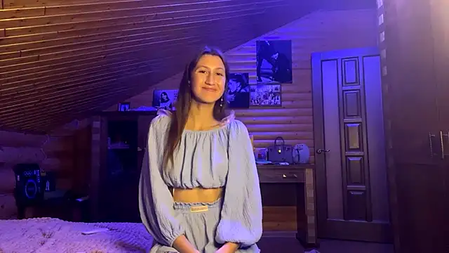 Private Show - video by Shyselly cam model
