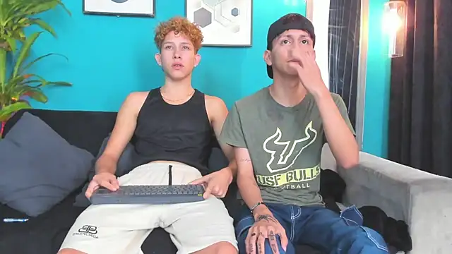 [21 Dec 02:00] Private Show - video od modelky/modela Marcus_and_Tony