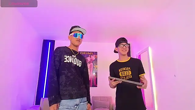 [2 Jul 21:09] Private Show - video od modelky/modela Marcus_and_Tony