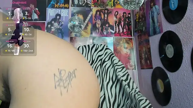 [14 Sep 13:34] Private Show – video modela na kameri Avril_Maria