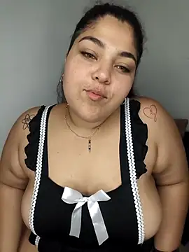 When your users just want to undress you lol - video od modelky/modela kendra_lil_evill