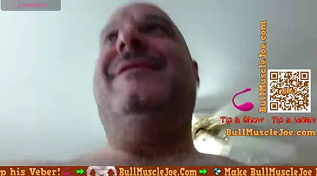 [23 Nov 21:18] Private Show – видео вебкам-модели bullmusclejoe