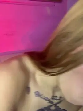 FLASH ASSHOLE NAKED - відео від вебкаммоделі PrettyAshley_