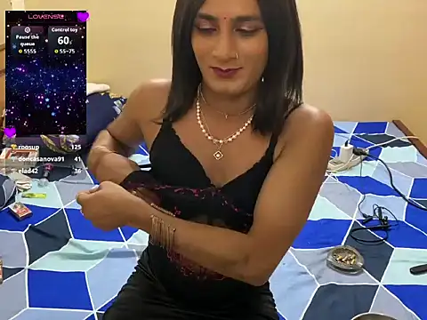 [24 Apr 04:39] Private Show - LuvLayla adlı kamera modelinin videosu