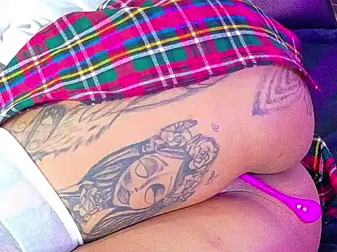 fuck my wet pussy with dildo - video by EmilieLake cam model