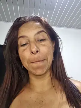 Para el fans qué le gusta la .media vuelta canela - video by maleja23 cam model