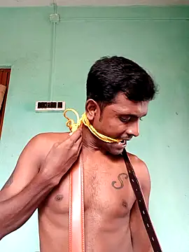 Nude Yoga and BDSM show - vidéo du modèle de showcams Shiva7070