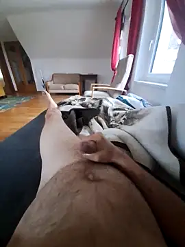 [21 Nov 09:51] Public Show - clip cu chrisili1986 model videochat