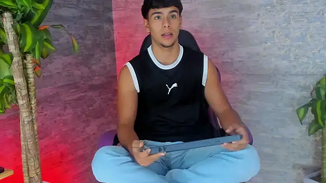 😏 - vidéo du modèle de showcams CHR58_